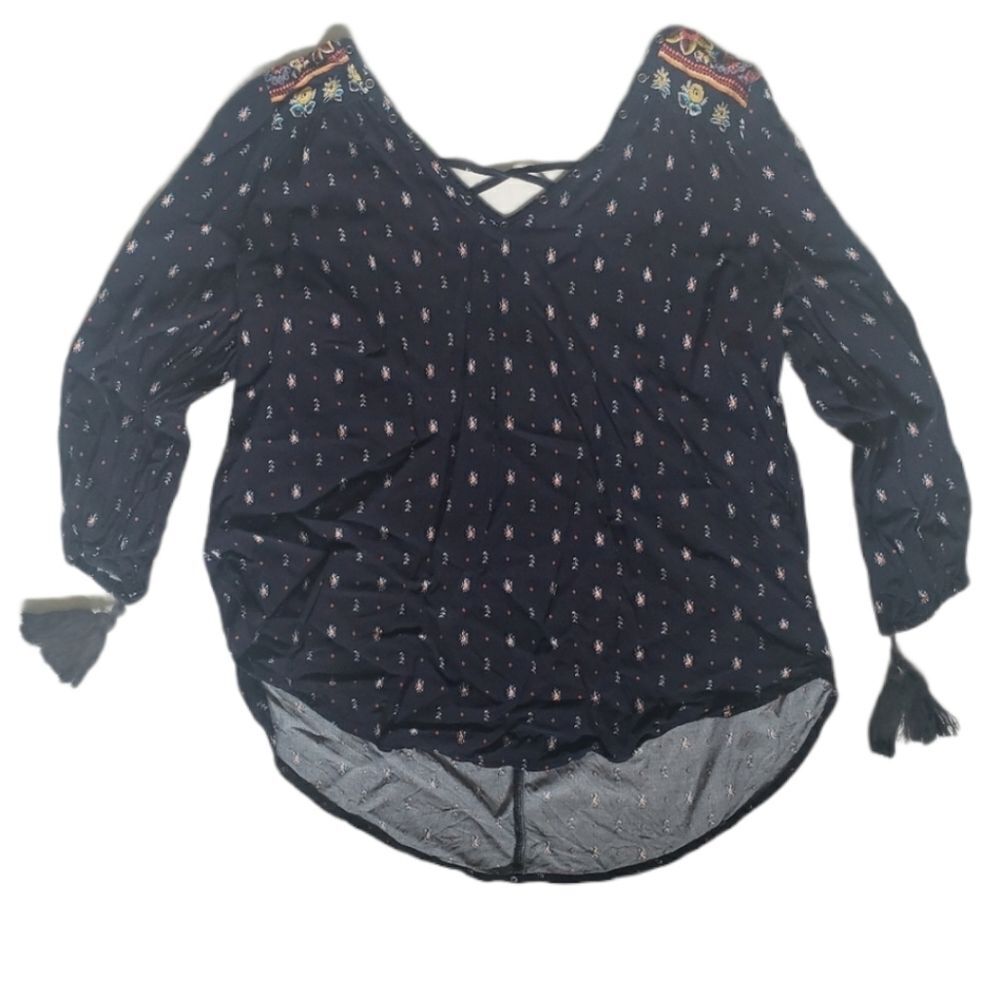 Hollister Blue Embroidered Shoulder 3/4 Sleeve Top
